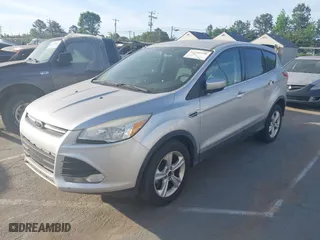 2014 Ford Escape SE with VIN 1FMCU0GX3EUE33604, listed as a IAAI auction lot 42080186 with 149,930 mi miles. Bid and sale history available at carsss.com. Image 2.