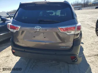 2014 Toyota Highlander XLE with VIN 5TDJKRFH2ES068692, listed as a Copart auction lot 47240505 with 96,972 mi miles and Salvage Title. Bid and sale history available at carsss.com. Image 6.