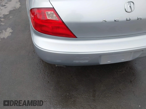 2001 Acura CL with VIN 19UYA42421A034963, listed as a IAAI auction lot 42091143 with 134,513 mi miles. Bid and sale history available at carsss.com. Image 6.