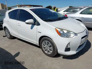 2014 Toyota Prius One z VIN JTDKDTB3XE1083475, wystawiony jako IAAI lot #42544867 z przebiegiem 291 757 mil mil oraz . Historia ofert i sprzedaży dostępna na DreamBid. Obrazek 1.