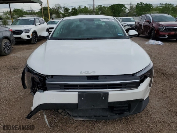 2025 Kia K4 LXS with VIN 3KPFT4DE1SE063293, listed as a Copart auction lot 50702455 with 6,120 mi miles and Salvage Title. Bid and sale history available at carsss.com. Image 5.