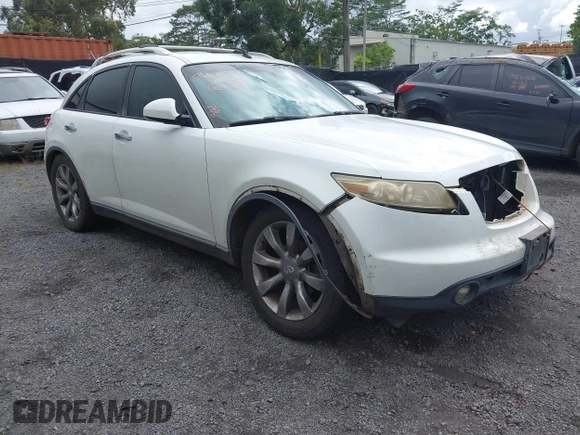 2004 Infiniti FX35 with VIN JNRAS08U54X105281, listed as a IAAI auction lot 41785353 with 121,231 mi miles. Bid and sale history available at carsss.com. Image 1.
