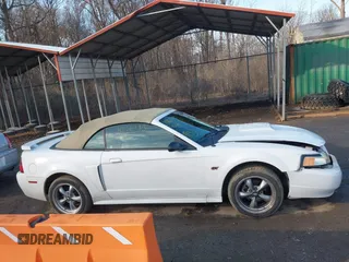 2003 Ford Mustang GT Deluxe with VIN 1FAFP45X13F454025, listed as a IAAI auction lot 41166495 with 91,132 mi miles. Bid and sale history available at carsss.com. Image 14.