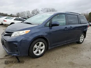 2018 Toyota Sienna LE Auto Access Seat with VIN 5TDKZ3DCXJS916879, listed as a Copart auction lot 44722805 with 79,076 mi miles and Salvage Title. Bid and sale history available at carsss.com. Image 1.