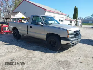 2006 Chevrolet Silverado 1500 Work Truck with VIN 3GCEK14X56G274246, listed as a IAAI auction lot 42099799 with 103,673 mi miles. Bid and sale history available at carsss.com. Image 1.