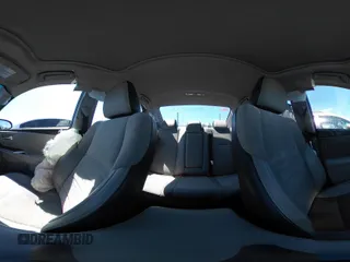 2017 Toyota Camry XLE z VIN 4T1BF1FK6HU411103, wystawiony jako IAAI lot #42233170 z przebiegiem 125 740 mil mil oraz . Historia ofert i sprzedaży dostępna na DreamBid. Obrazek 18.
