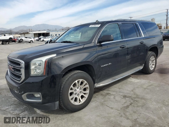 2015 GMC Yukon XL SLT with VIN 1GKS1HKC5FR218505, listed as a Copart auction lot 45708575 with 220,914 mi miles and Clean Title. Bid and sale history available at carsss.com. Image 1.