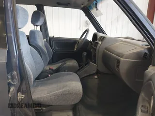 1997 Suzuki Sidekick z VIN JS3TD21V6V4105151, wystawiony jako IAAI lot #41805371 z przebiegiem 126 588 mil mil oraz . Historia ofert i sprzedaży dostępna na DreamBid. Obrazek 5.