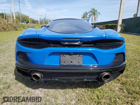 2020 McLaren GT z VIN SBM22GCA8LW000692, wystawiony jako Copart lot #44749324 z przebiegiem 18 911 mil mil oraz Nie do naprawy. Historia ofert i sprzedaży dostępna na DreamBid. Obrazek 6.