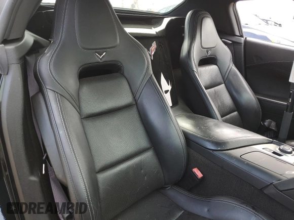 2015 Chevrolet Corvette 3LT with VIN 1G1YF3D73F5104562, listed as a Copart auction lot 61180025 with 55,914 mi miles and Clean title. Bid and sale history available at DreamBid. Image 10.