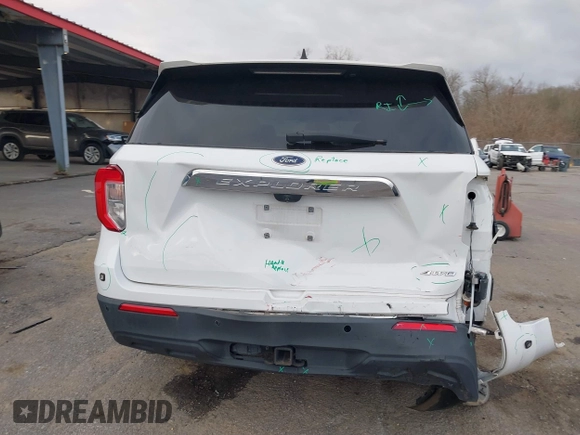 2022 Ford Explorer with VIN 1FMSK8BB8NGA06672, listed as a IAAI auction lot 41577022 with 57,692 mi miles. Bid and sale history available at carsss.com. Image 16.