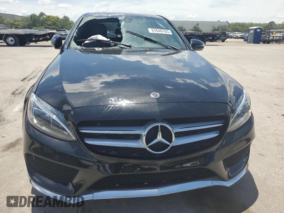2018 Mercedes-Benz C 300 with VIN 55SWF4JB2JU270137, listed as a Copart auction lot 61640165 with 112,580 mi miles and Clean title. Bid and sale history available at DreamBid. Image 5.