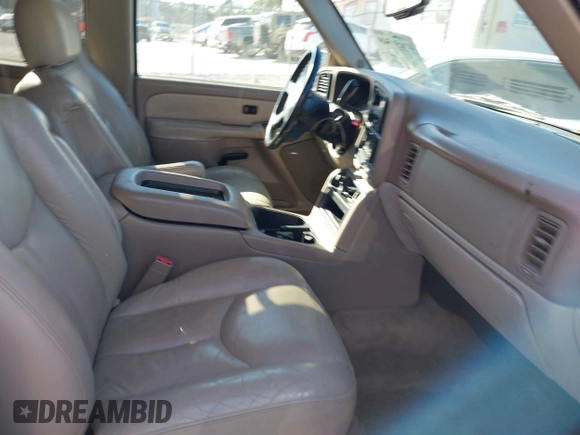 2003 GMC Yukon SLT with VIN 1GKEC13Z83R143232, listed as a IAAI auction lot 41655509 with 148,574 mi miles. Bid and sale history available at carsss.com. Image 5.
