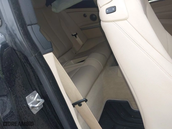 2014 BMW 4 Series 435i xDrive with VIN WBA3R5C57EK187561, listed as a IAAI auction lot 41722571 with 79,681 mi miles. Bid and sale history available at carsss.com. Image 8.