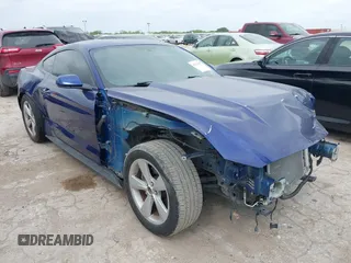 2016 Ford Mustang V6 z VIN 1FA6P8AM6G5302868, wystawiony jako IAAI lot #42148507 z przebiegiem 129 436 mil mil oraz . Historia ofert i sprzedaży dostępna na DreamBid. Obrazek 1.