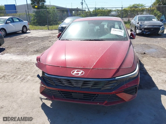 2025 Hyundai Elantra SEL Convenience with VIN KMHLS4DG6SU904397, listed as a IAAI auction lot 41837991 with 2,083 mi miles. Bid and sale history available at carsss.com. Image 12.