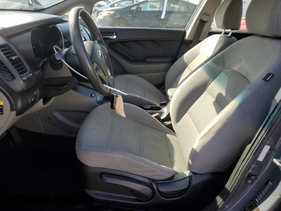 2016 Kia Forte LX z VIN KNAFX4A6XG5508678, wystawiony jako Copart lot #59153665 z przebiegiem 110 120 mil mil oraz Szkoda całkowita • Salvage title. Historia ofert i sprzedaży dostępna na DreamBid. Obrazek 7.