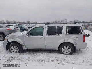 2010 Nissan Pathfinder SE with VIN 5N1AR1NB3AC607256, listed as a IAAI auction lot 41308001 with 194,457 mi miles. Bid and sale history available at carsss.com. Image 14.
