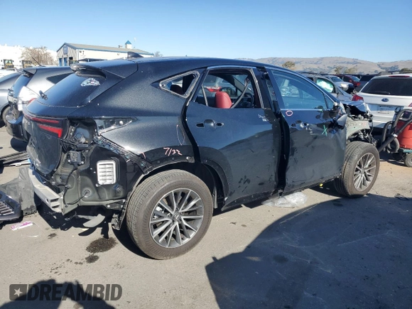 2024 Lexus NX with VIN JTJAGCEZ7R5009008, listed as a Copart auction lot 42492905 with 15,237 mi miles and Salvage Title. Bid and sale history available at carsss.com. Image 3.