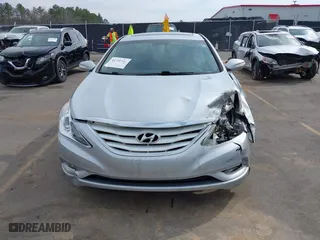 2013 Hyundai Sonata SE with VIN 5NPEC4AC0DH744204, listed as a IAAI auction lot 41791192 with 199,276 mi miles. Bid and sale history available at carsss.com. Image 12.