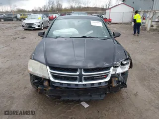 2013 Dodge Avenger SE with VIN 1C3CDZAB8DN572680, listed as a IAAI auction lot 41924396 with 206,382 mi miles. Bid and sale history available at carsss.com. Image 13.