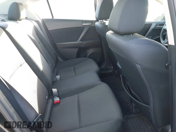 2012 Mazda 3 i Sport z VIN JM1BL1UG4C1527566, wystawiony jako IAAI lot #42394588 z przebiegiem 222 986 mil mil oraz . Historia ofert i sprzedaży dostępna na DreamBid. Obrazek 8.