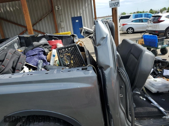 2015 Nissan Titan SL с VIN 1N6AA0EC7FN504896, выставлен на аукционе Copart как лот 59032405 с пробегом Не указан миль и На запчасти • Non repairable. История ставок и продаж доступна на DreamBid. Изображение 12.