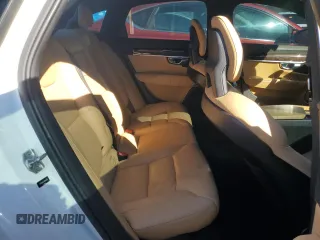 2017 Volvo S90 Momentum z VIN YV1102AK7H1014266, wystawiony jako Copart lot #81897184 z przebiegiem 101 327 mil mil oraz Szkody całkowita. Historia ofert i sprzedaży dostępna na DreamBid. Obrazek 10.