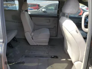 2015 Kia Sedona LX with VIN KNDMB5C18F6059039, listed as a Copart auction lot 54452725 with 153,872 mi miles and Clean Title. Bid and sale history available at carsss.com. Image 11.