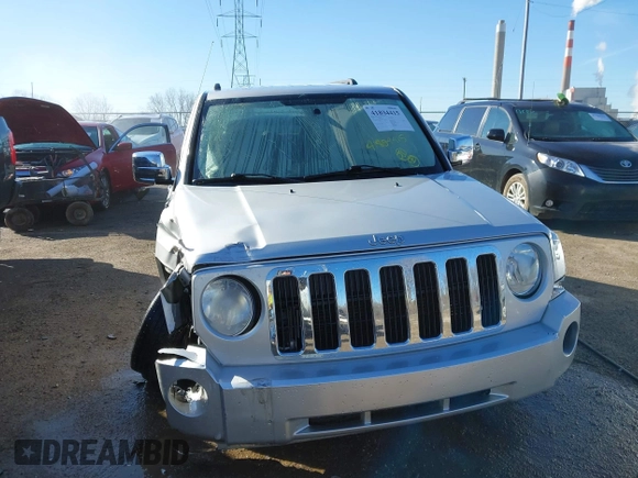 2008 Jeep Patriot Sport with VIN 1J8FT28W98D519566, listed as a IAAI auction lot 41804415 with 108,787 mi miles. Bid and sale history available at carsss.com. Image 11.