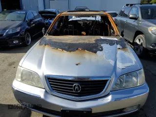 2000 Acura RL with VIN JH4KA9654YC000881, listed as a Copart auction lot 44247334 with 0 mi miles and Non Repairable. Bid and sale history available at carsss.com. Image 5.