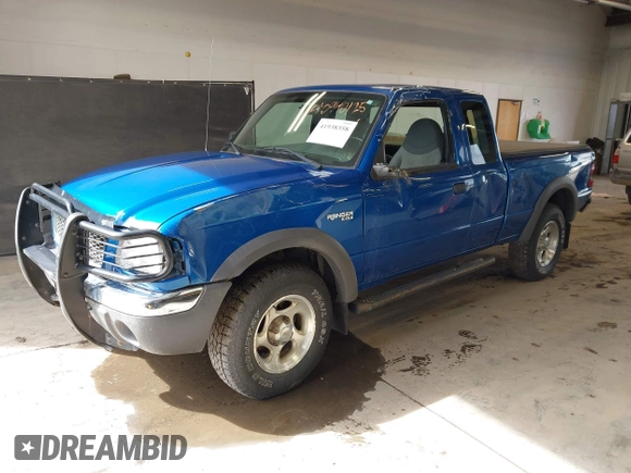 2001 Ford Ranger XL Fleet with VIN 1FTZR15E11PB54233, listed as a IAAI auction lot 41938358 with 94,250 mi miles. Bid and sale history available at carsss.com. Image 2.