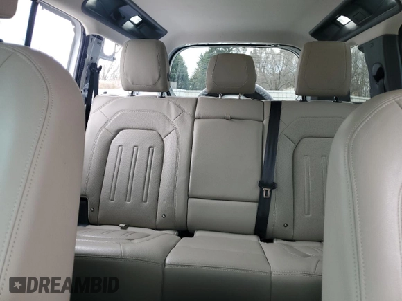 2021 Land Rover Defender SE with VIN SALEP7RU4M2051620, listed as a Copart auction lot 46661245 with 27,324 mi miles and Salvage title. Bid and sale history available at DreamBid. Image 10.