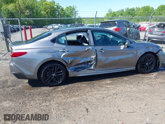 2025 Toyota Camry LE with VIN 4T1DAACK6SU557374, listed as a IAAI auction lot 42135249 with 516 mi miles and . Bid and sale history available at DreamBid. Image 6.
