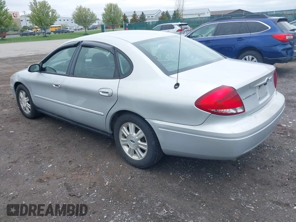 2005 Ford Taurus SEL z VIN 1FAFP56245A233415, wystawiony jako IAAI lot #42225619 z przebiegiem 145 658 mil mil oraz . Historia ofert i sprzedaży dostępna na DreamBid. Obrazek 3.