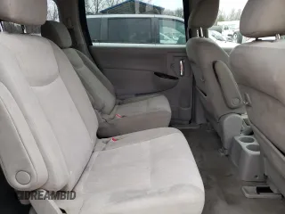 2012 Nissan Quest LE z VIN JN8AE2KP1C9042628, wystawiony jako Copart lot #43544105 z przebiegiem 169 701 mil mil oraz Czysty tytuł • Clean title. Historia ofert i sprzedaży dostępna na DreamBid. Obrazek 11.
