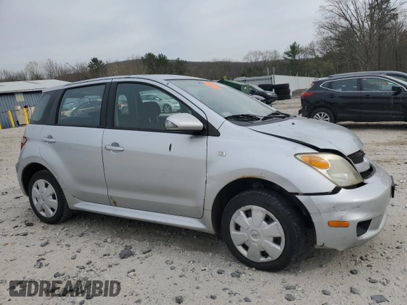 2006 Scion xA z VIN JTKKT624760160378, wystawiony jako Copart lot #53987585 z przebiegiem 160 507 mil mil oraz Tytuł czysty. Historia ofert i sprzedaży dostępna na DreamBid. Obrazek 4.