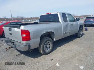 2010 Chevrolet Silverado 1500 LT with VIN 1GCSCSEA2AZ185145, listed as a IAAI auction lot 41790990 with 286,415 mi miles and . Bid and sale history available at DreamBid. Image 4.