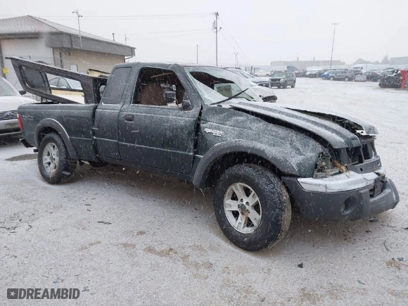 2002 Ford Ranger XL Fleet with VIN 1FTZR45E52PA21624, listed as a IAAI auction lot 41077157 with 167,166 mi miles. Bid and sale history available at carsss.com. Image 1.
