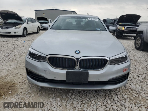 2018 BMW 5 Series 530e xDrive with VIN WBAJB1C58JB084292, listed as a Copart auction lot 51213575 with 105,277 mi miles and Clean title. Bid and sale history available at DreamBid. Image 5.