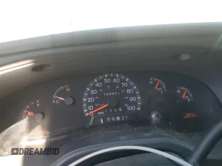 2003 Ford Econoline Passenger XL с VIN 1FBSS31L13HB49492, выставлен на аукционе Copart как лот 49438185 с пробегом 186 651 миль миль и Списание • Salvage title. История ставок и продаж доступна на DreamBid. Изображение 9.