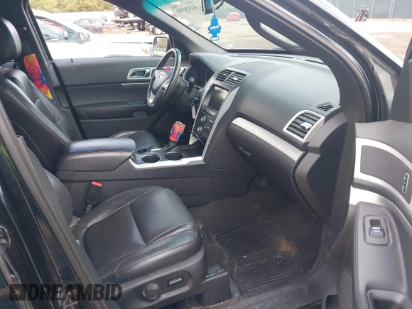 2014 Ford Explorer XLT with VIN 1FM5K7D8XEGB39085, listed as a IAAI auction lot 42326550 with 168,261 mi miles and . Bid and sale history available at DreamBid. Image 5.