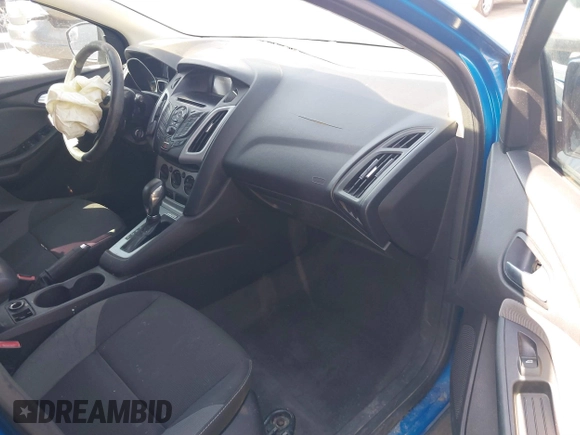 2012 Ford Focus SE z VIN 1FAHP3K29CL234239, wystawiony jako IAAI lot #41901941 z przebiegiem 186 526 mil mil oraz . Historia ofert i sprzedaży dostępna na DreamBid. Obrazek 5.