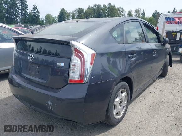 2014 Toyota Prius Four with VIN JTDKN3DUXE0361915, listed as a IAAI auction lot 42785286 with 303,354 mi miles and . Bid and sale history available at DreamBid. Image 4.