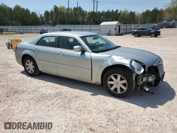 2005 Chrysler 300 with VIN 2C3JA53G45H178802, listed as a Copart auction lot 53713145 with 215,333 mi miles and Salvage Title. Bid and sale history available at carsss.com. Image 4.
