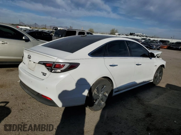 2017 Hyundai Sonata Hybrid Limited with VIN KMHE34L35HA070900, listed as a Copart auction lot 43931035 with 77,474 mi miles and Salvage Title. Bid and sale history available at carsss.com. Image 3.