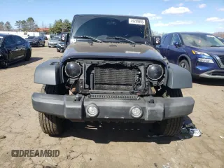2016 Jeep Wrangler Unlimited Sport with VIN 1C4BJWDG8GL314780, listed as a Copart auction lot 49289995 with 150,790 mi miles and Salvage Title. Bid and sale history available at DreamBid. Image 5.