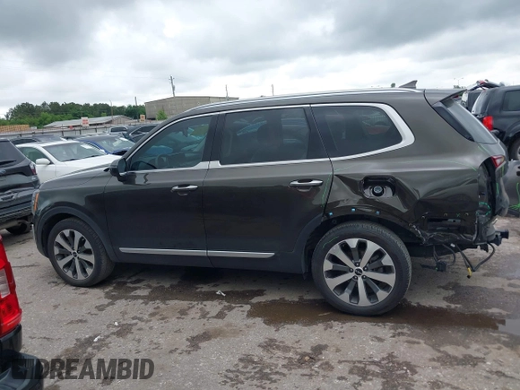 2022 Kia Telluride S with VIN 5XYP64HC3NG256251, listed as a IAAI auction lot 42077499 with 61,402 mi miles and . Bid and sale history available at DreamBid. Image 15.