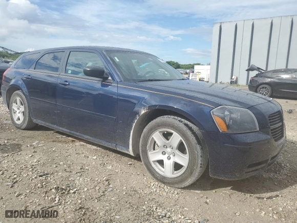 2005 Dodge Magnum SE with VIN 2D4FV48V45H555512, listed as a Copart auction lot 72642264 with 88,271 mi miles and Salvage Title. Bid and sale history available at carsss.com. Image 4.