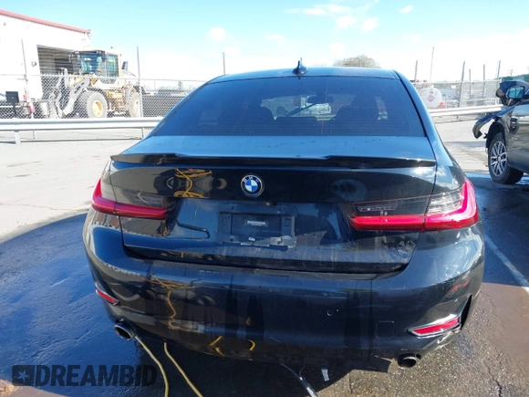 2020 BMW 3 Series 330i xDrive with VIN WBA5R7C06LFH40038, listed as a IAAI auction lot 41780401 with 100,588 mi miles. Bid and sale history available at carsss.com. Image 16.